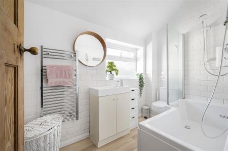 Photo 26-03-2025, 15 44 01.jpg