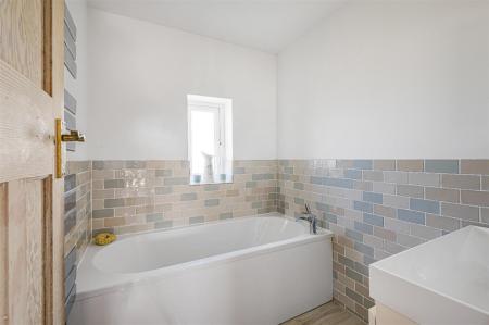 Bathroom.JPG