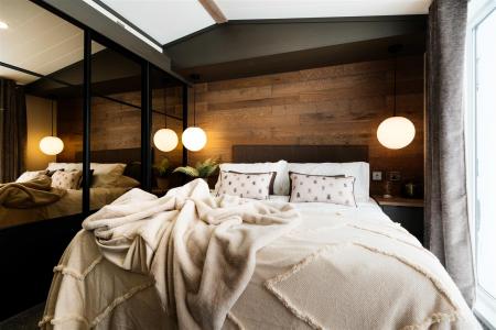 Lakewood_main bedroom.jpg