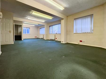 Photo 4.jpg
