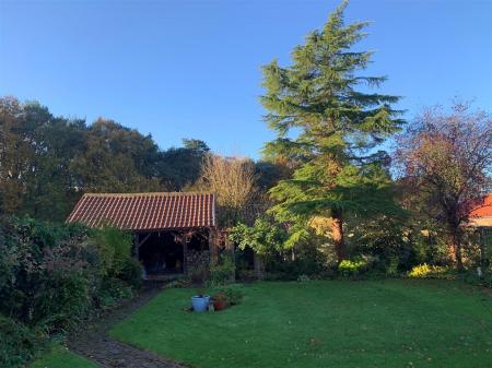 Garden 2.jpg