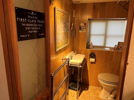 Downstairs wc.jpg