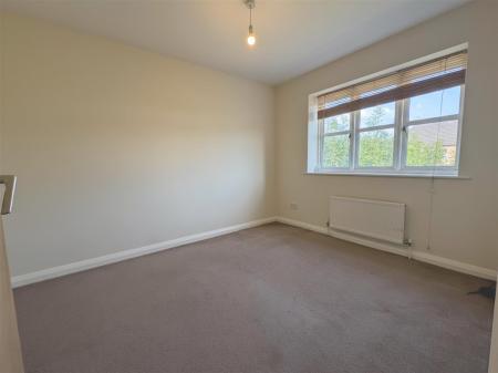 123 BRAILSFORD CRESCENT bedroom 2.png