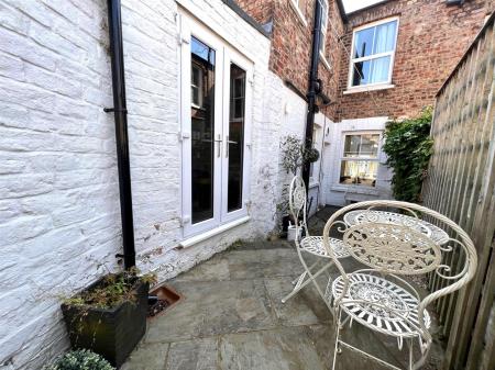 46 Scott Street 5.jpg