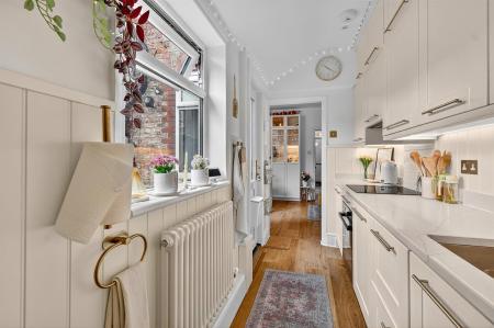 NEW KITCHEN PHOTOS (2).jpg