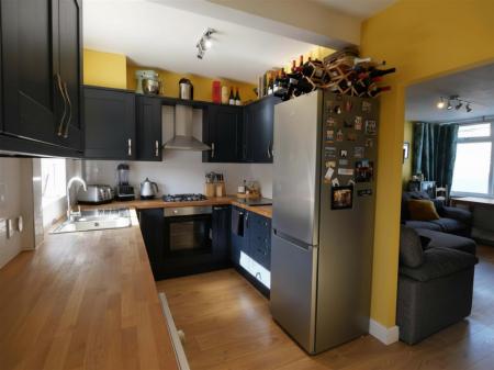 Kitchen 5.png