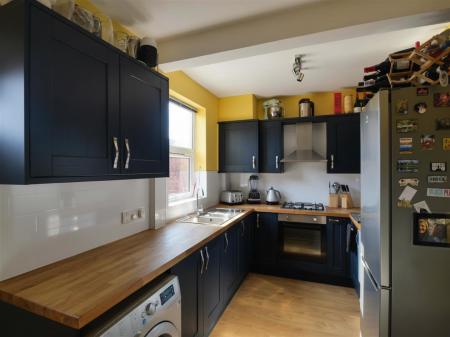 Kitchen 2.png