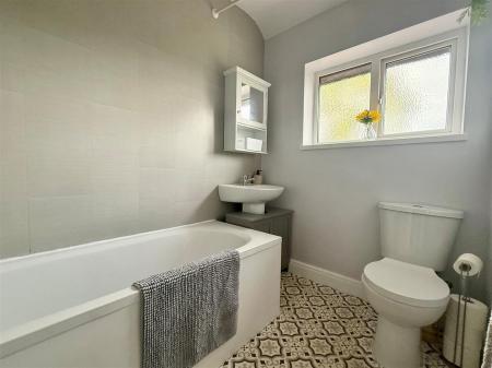 Bathroom.jpg