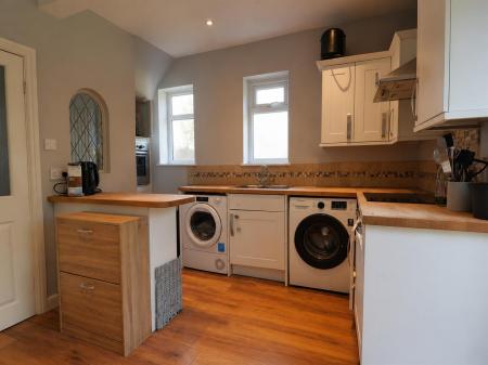 removed kitchen items.png