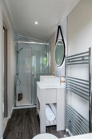 Kahlo_ensuite.jpg