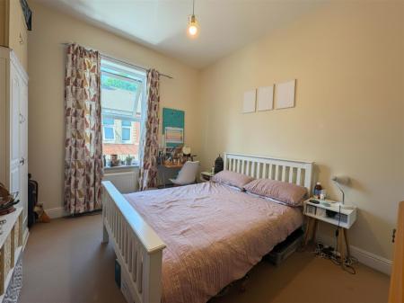 bedroom 14 brunswick.png