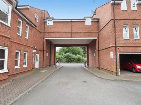 archway front.png
