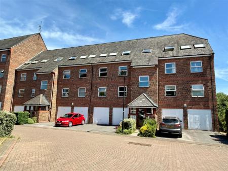 Whitecross 3.jpg