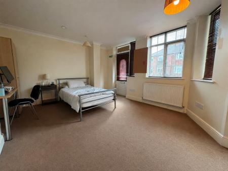 10 Abbot Bedroom 1 1.png