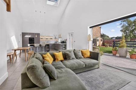 DSC_2097a.jpg
