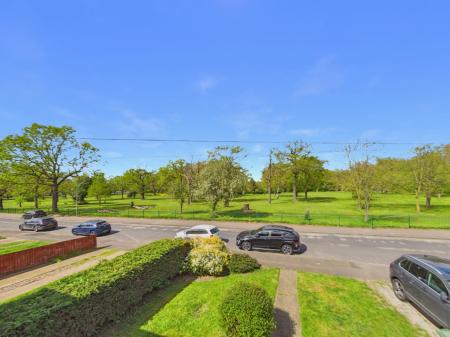 Media image 02