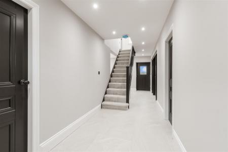 21 Round Ings Road-7.jpg