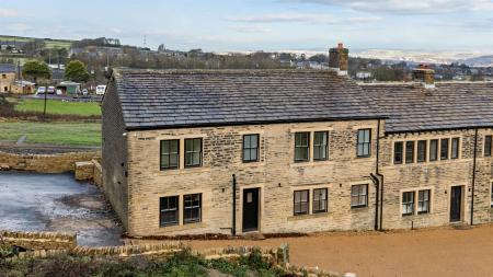 21 Round Ings Road-2.jpg