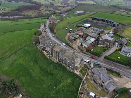 dji_fly_20251229_144242_0013_1767019534567_photo.j