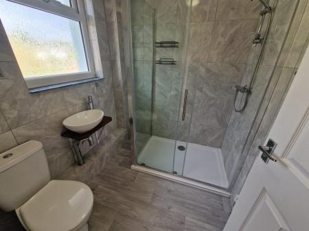 WhatsApp Image 2025-09-05 at 11.52.23_e0c3e100.jpg