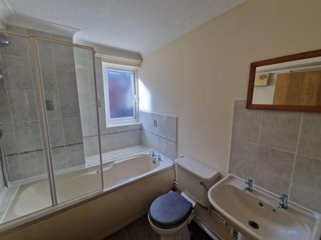 WhatsApp Image 2025-02-24 at 14.12.21_e28d870e.jpg