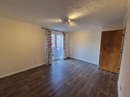 WhatsApp Image 2025-02-24 at 14.12.22_415e00da.jpg