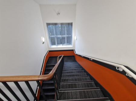 WhatsApp Image 2025-03-07 at 15.34.15_16176077.jpg