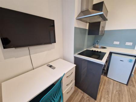 WhatsApp Image 2025-03-07 at 15.34.16_f1c806e2.jpg