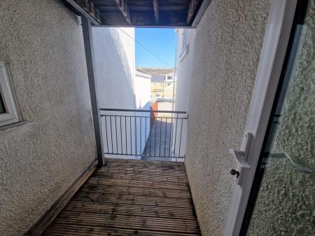 WhatsApp Image 2025-04-02 at 13.05.18_ec0a0c5f.jpg