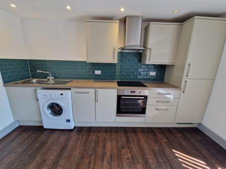 WhatsApp Image 2025-04-11 at 14.50.05_3e2ec836.jpg