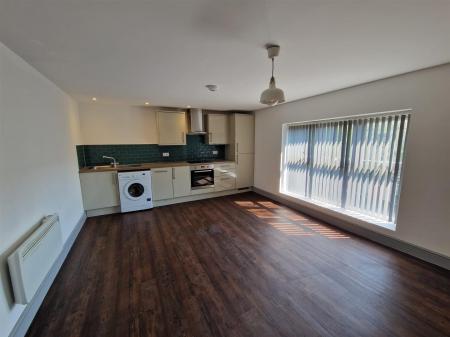 WhatsApp Image 2025-04-11 at 14.50.05_ac1d822c.jpg