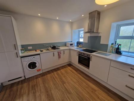 WhatsApp Image 2025-06-11 at 16.04.01_7d8cdb8a.jpg