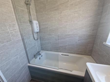 WhatsApp Image 2025-06-19 at 14.05.20_d4e869f4.jpg