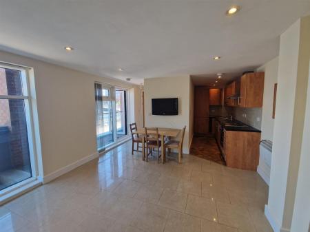 WhatsApp Image 2025-06-30 at 15.32.56_7a1b850b.jpg