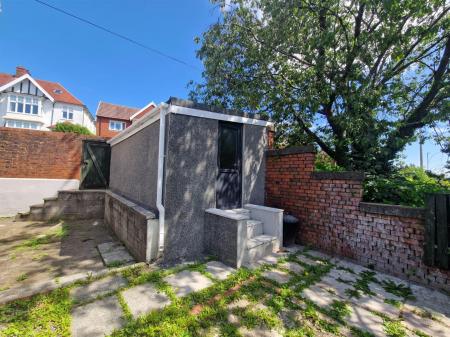 WhatsApp Image 2025-07-08 at 12.01.48_a4928a6d.jpg