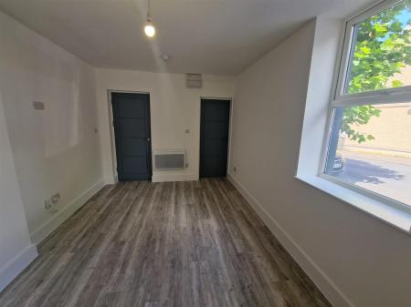 WhatsApp Image 2025-07-07 at 15.25.58_534e3a92.jpg