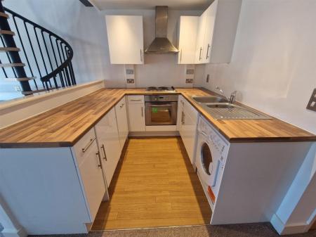 WhatsApp Image 2024-08-16 at 15.37.54_03a11282.jpg