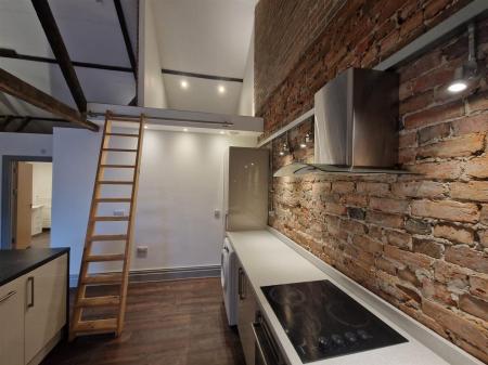 WhatsApp Image 2025-09-17 at 14.49.20_f924a759.jpg