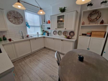 WhatsApp Image 2025-10-01 at 11.46.46_ade48a86.jpg