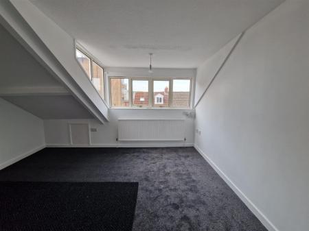 WhatsApp Image 2025-10-02 at 16.25.07_e4c19292.jpg