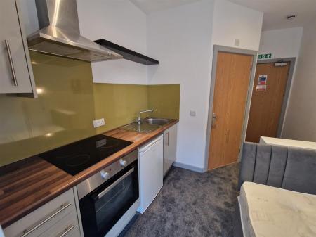 WhatsApp Image 2025-11-05 at 15.40.28_4c46758f.jpg