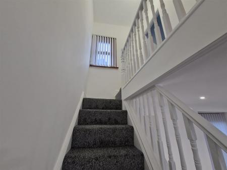 WhatsApp Image 2025-11-05 at 16.07.19_cfcfa66a.jpg