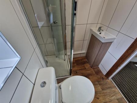 WhatsApp Image 2025-10-06 at 14.01.23_709e51fc.jpg