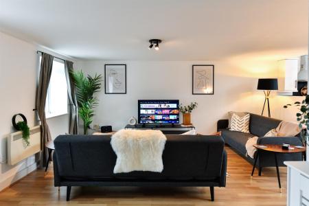 iNNOVATIONphotography-propert-airbnb-photographer-