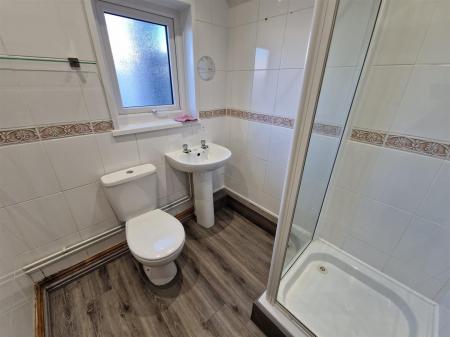 WhatsApp Image 2025-11-17 at 12.19.04_b8ff0e12.jpg