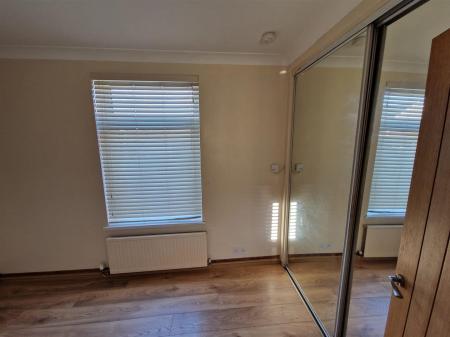 WhatsApp Image 2025-11-17 at 12.19.03_a534216f.jpg