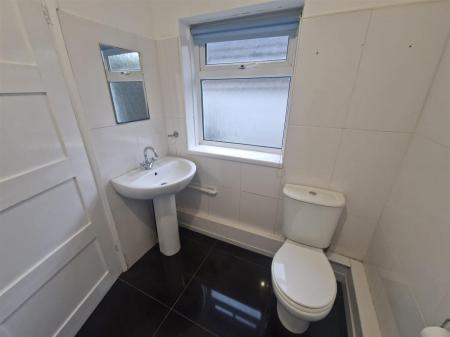 WhatsApp Image 2025-11-14 at 09.08.42_32b1d836.jpg