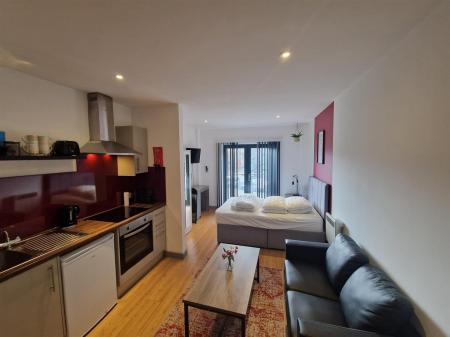 WhatsApp Image 2026-02-03 at 16.42.58 (6).jpeg