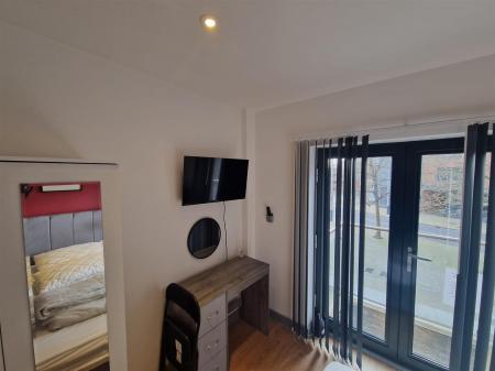 WhatsApp Image 2026-02-03 at 16.42.58 (4).jpeg