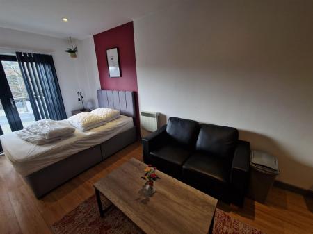 WhatsApp Image 2026-02-03 at 16.42.58 (7).jpeg